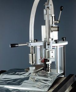 پرکننده عمودی | قرار دادن درون جعبه | عمودی | برای مایعات 